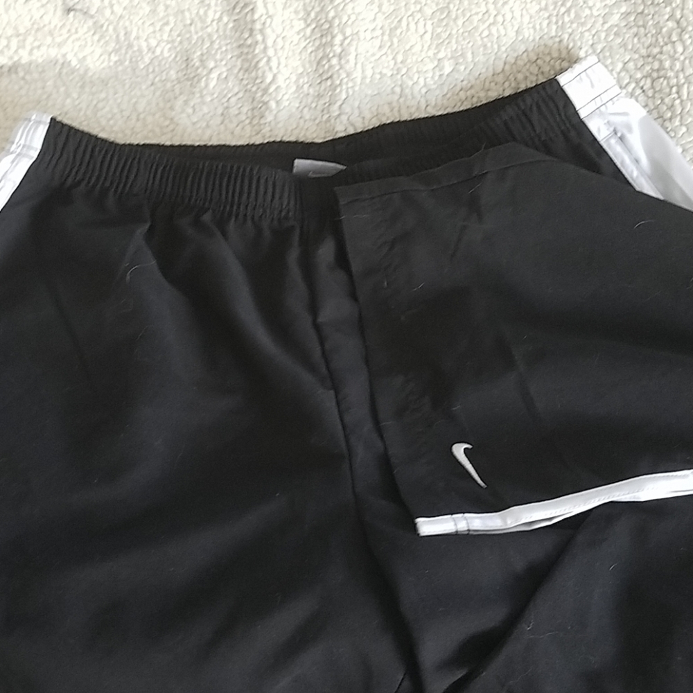 Nike unlined wind pants